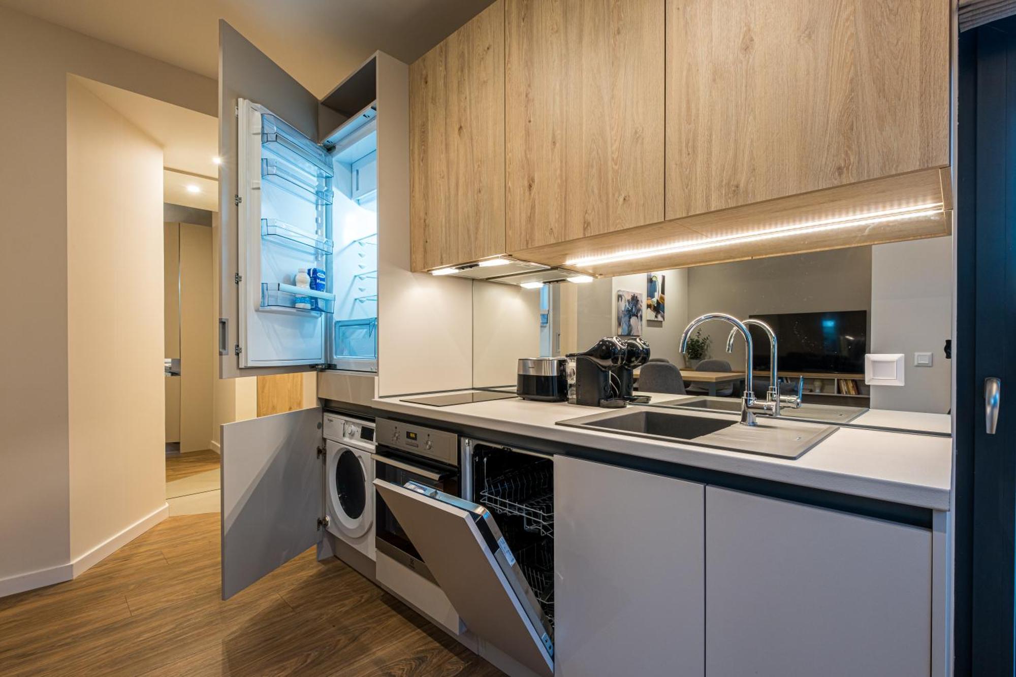 North 21 - Brand New Modern 1Bd Apt In Sofia Center By Flat Mаnager Bagian luar foto